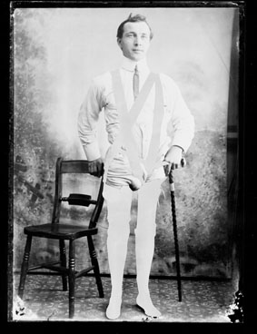 Edwardian photo of prosthetic user with prosthesis removed from the picture