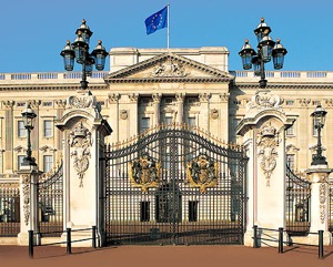 Colour photograph of Buckingham Palace